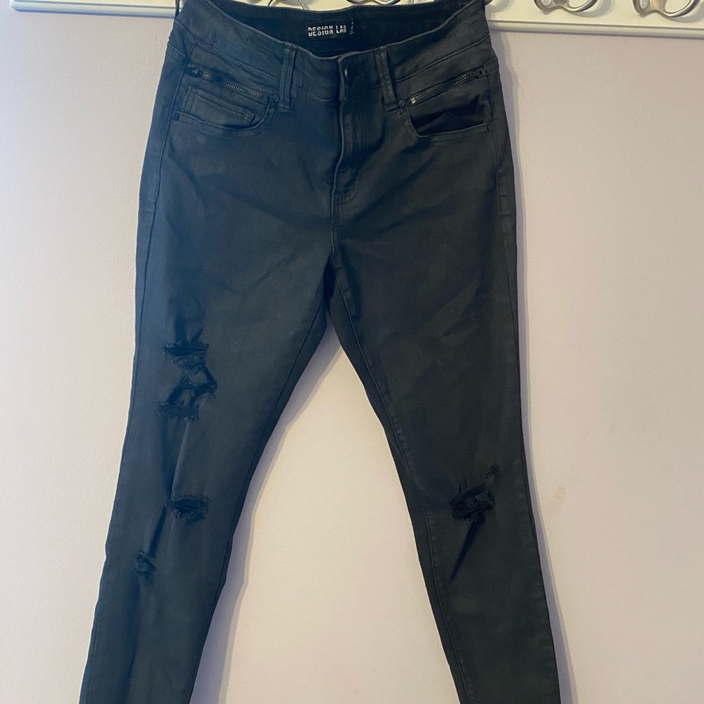 Design Lab black denim jeans with zipper detail
